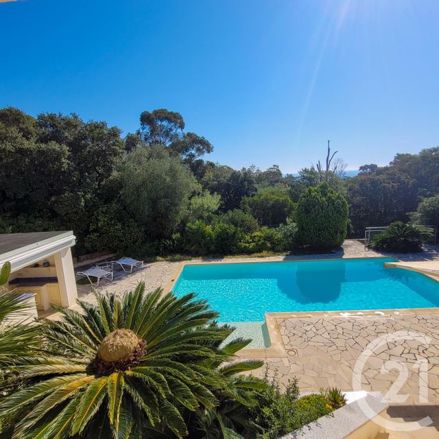 maison à vendre - 6 pièces - 191.0 m2 - CAVALAIRE SUR MER - 83 - PROVENCE-ALPES-COTE-D-AZUR - Century 21 Bianchi Transactions