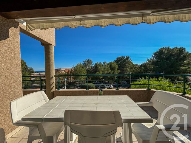 Appartement à vendre - 3 pièces - 57.35 m2 - CAVALAIRE SUR MER - 83 - PROVENCE-ALPES-COTE-D-AZUR - Century 21 Bianchi Transactions